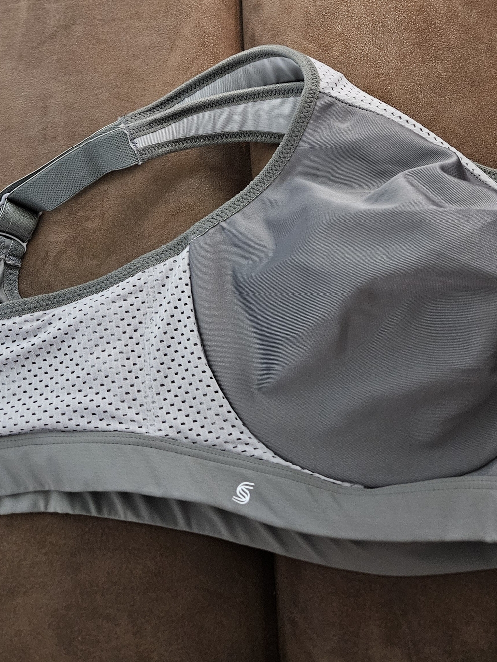 Glamorise Sport Underwire Sports Bra Grey Size 36F